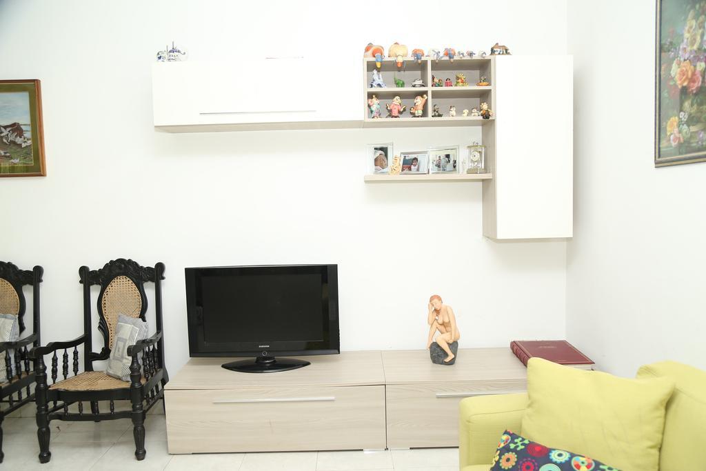 The Peppermint Apartment Канди Екстериор снимка